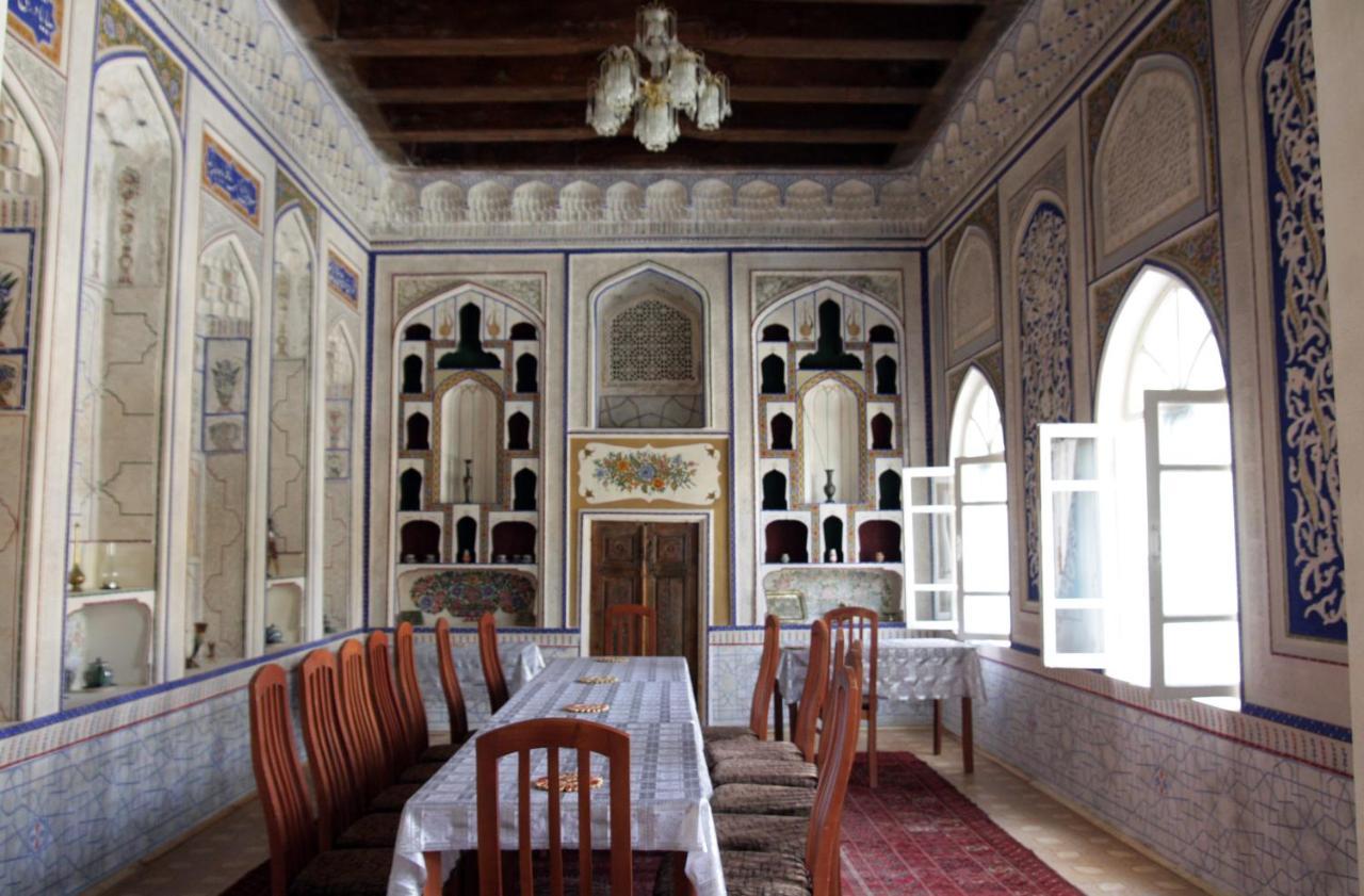 בוקורו Hovli Poyon Hotel מראה חיצוני תמונה